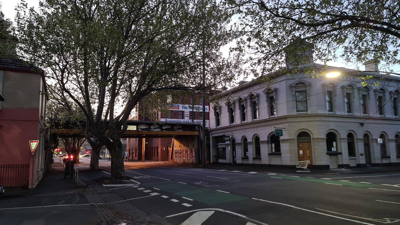 Carringbush Hotel, Abbotsford